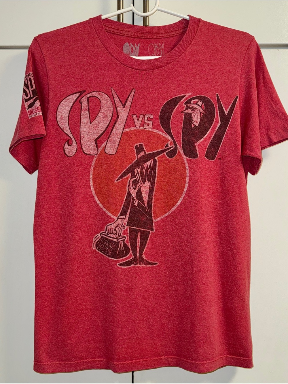Official MAD Spy vs. Spy Graphic Tee • S• International Spy Museum